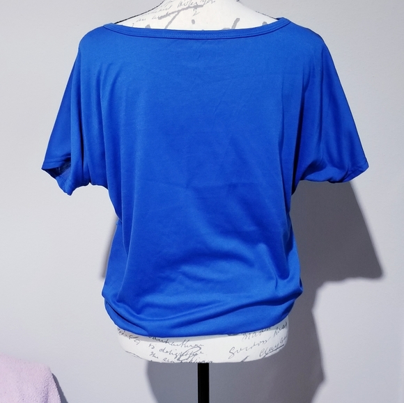 Athleisure Short-sleeved Sweatshirt w/pockets - Picture 4 of 6